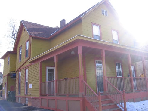 Building Photo - 98 Alexander St