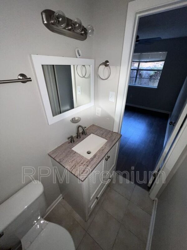 Building Photo - 5106 Tristian Ave