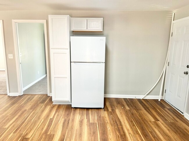 Building Photo - Newly Renovated 3BR Home Near Downtown & Medical District!