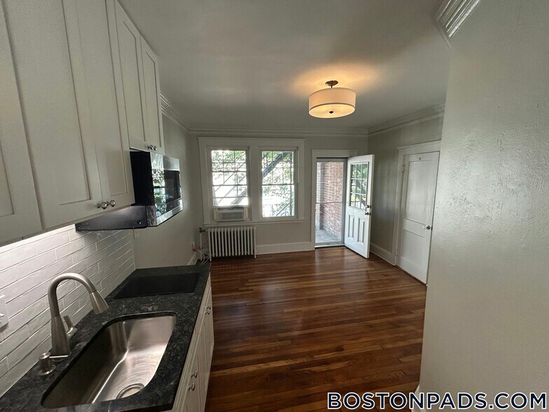 Building Photo - 22 Chiswick Rd