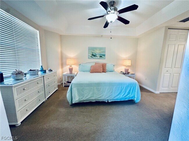 Building Photo - 1133 Van Loon Commons Cir