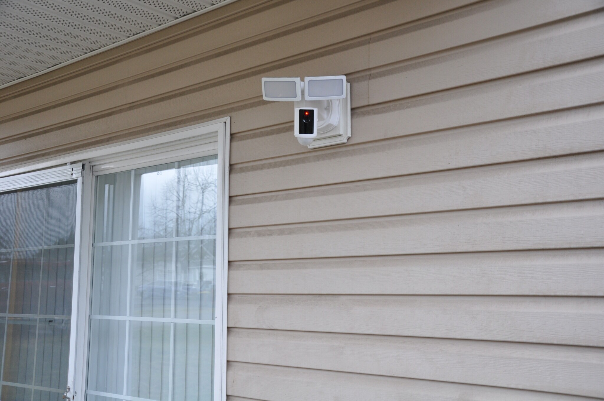 Outside - 3031 Pacific St