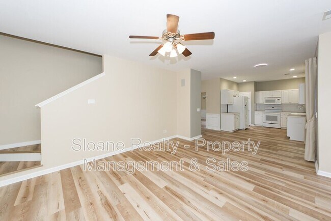 Building Photo - 112 Tanglewood Cir