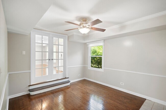 Building Photo - 310 Chesterfield Ln