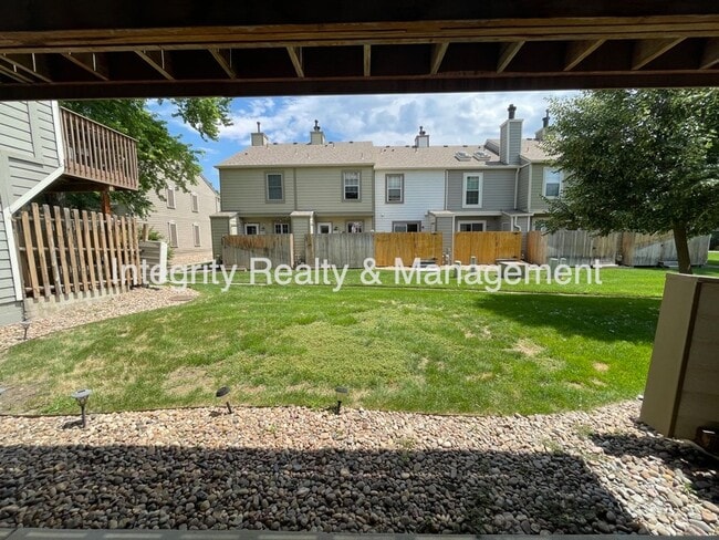 Building Photo - 1811 S Quebec Way