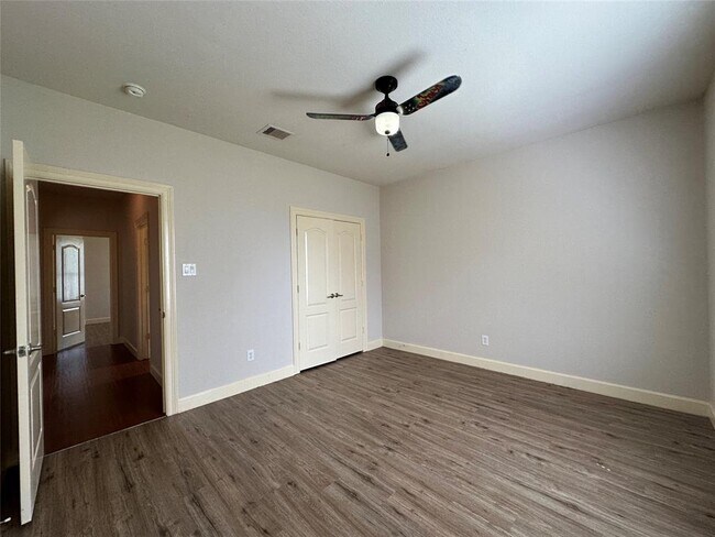 Building Photo - 811 Admiral Bay Ln