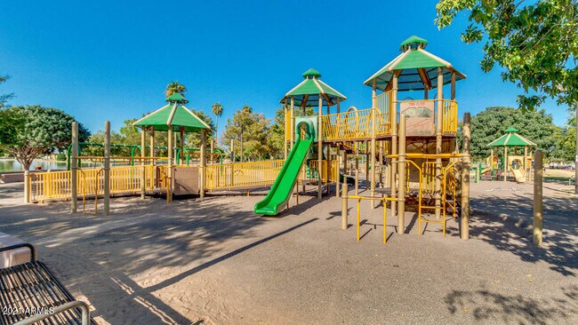 Building Photo - 36071 Seville Dr