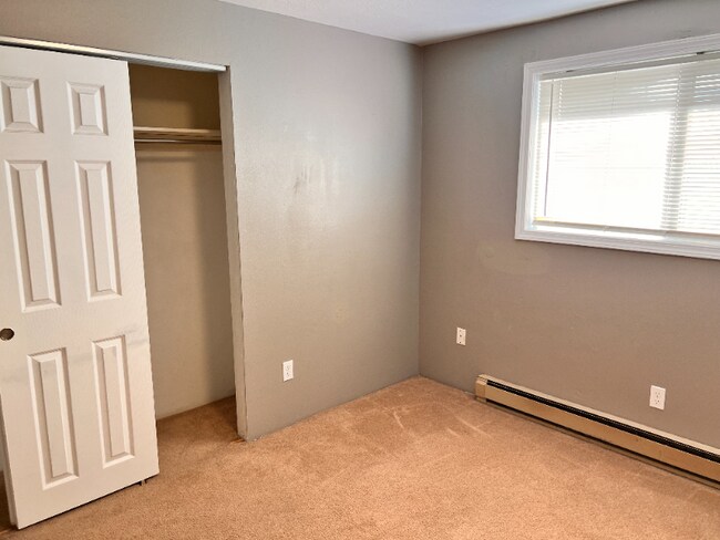 Building Photo - 117 E Euclid Ave