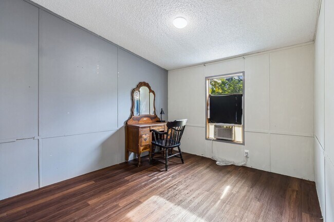 Building Photo - 2979 Suni Pines Dr