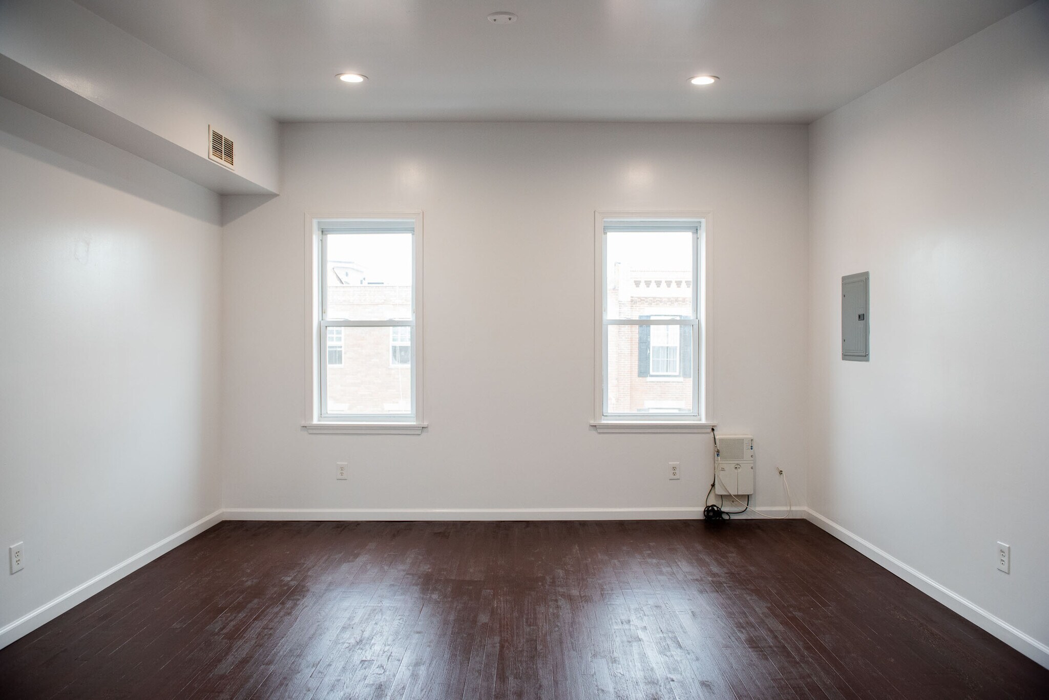 Building Photo - 1720 S 4th St