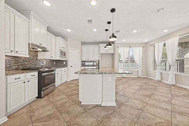 Building Photo - 19503 S Coral Honeysuckle Loop