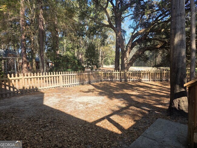 Building Photo - 426 Walthour Dr