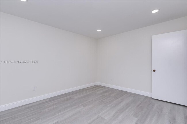 Building Photo - 21559 Cypress Hammock Dr