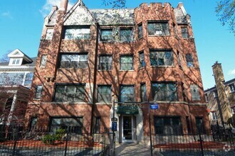 Building Photo - 4617 N Paulina St