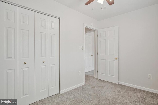 Building Photo - 7929 Canter Ct