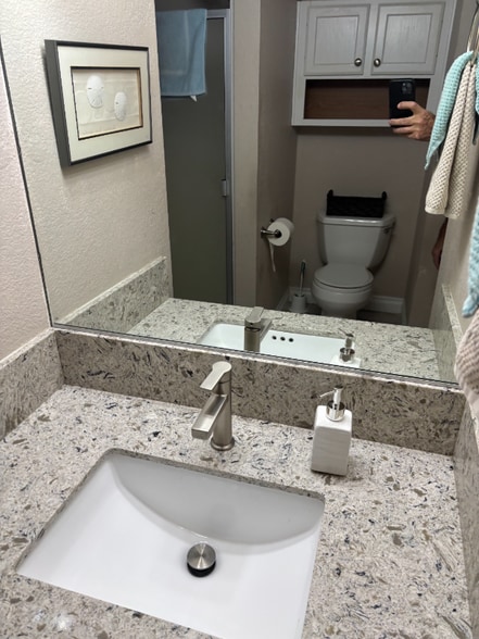 Building Photo - 1806 Swanson Ave