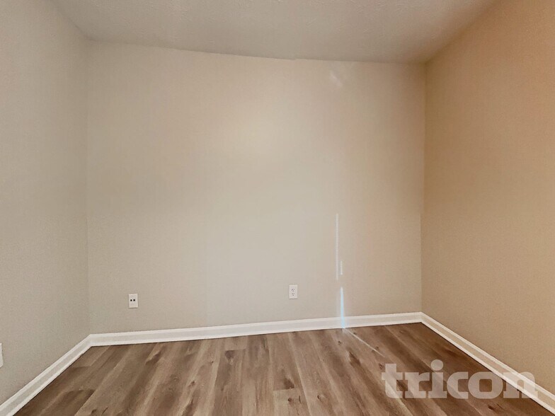 Building Photo - 7952 Apalachee Dr