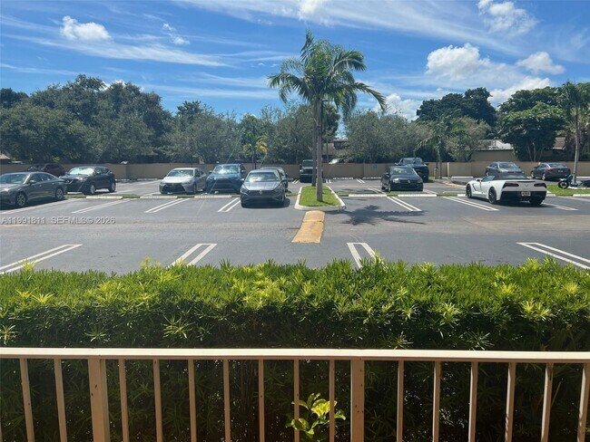 Building Photo - 13120 SW 92nd Ave