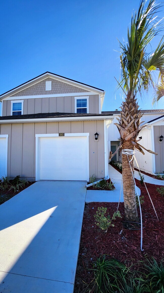 Building Photo - 365 Coastline Wy