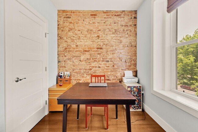 Building Photo - 4012 7th St NW