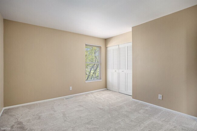 Building Photo - 2 br, 1.5 bath Condo - 3577 Kenbrooke Ct