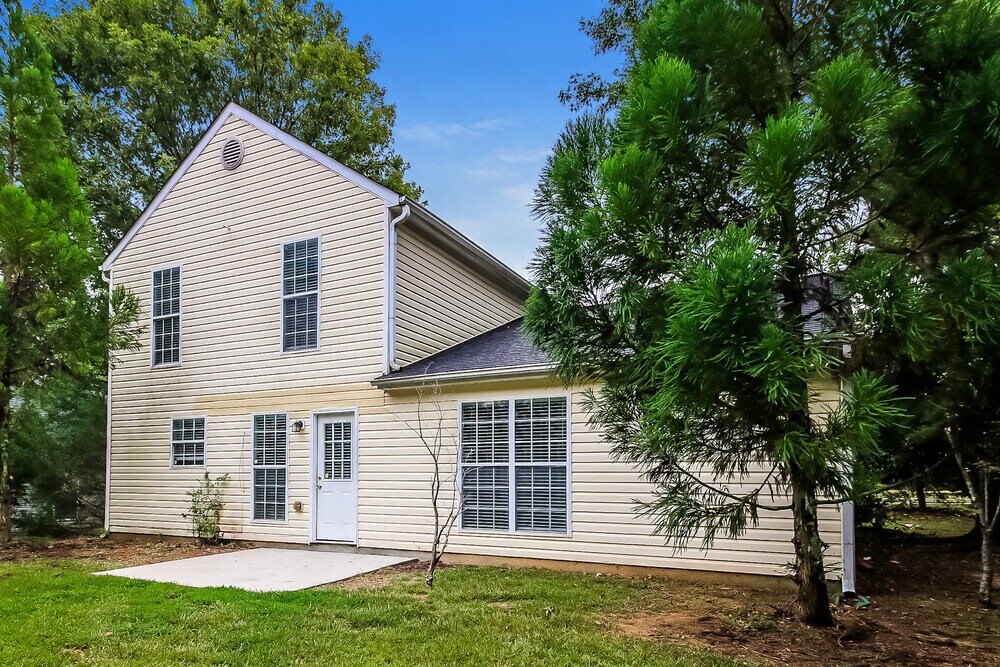 Building Photo - 111 Galway Ln