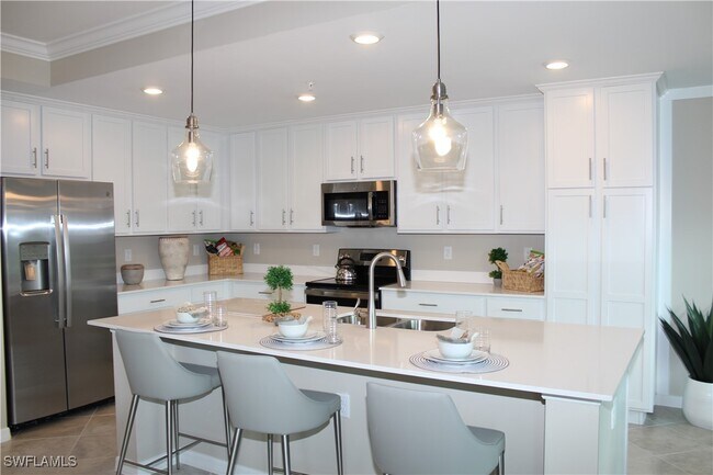 Building Photo - 5527 Double Eagle Cir