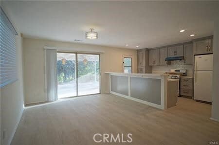 Building Photo - 890 Metro Dr