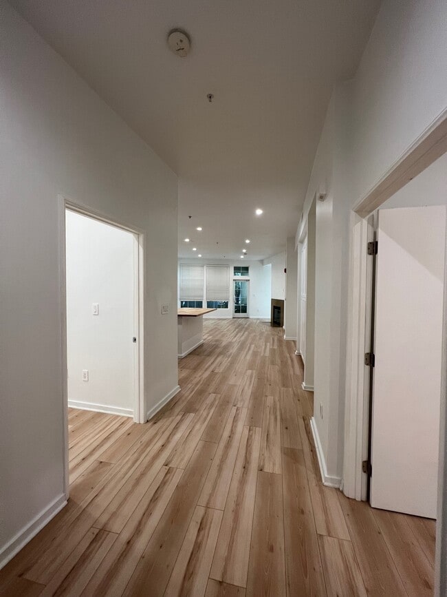 Building Photo - 13020 Pacific Promenade