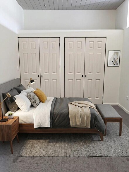 Building Photo - 1525 S Sangamon St