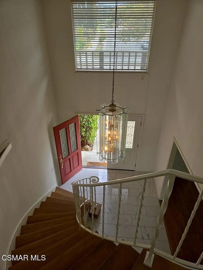 Building Photo - 739 San Martin Pl