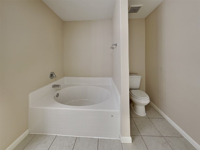 Building Photo - 729 Totem Trail Dr