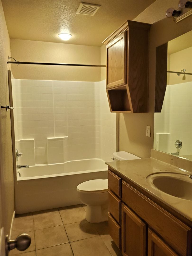 Building Photo - 1306 Powder River Dr