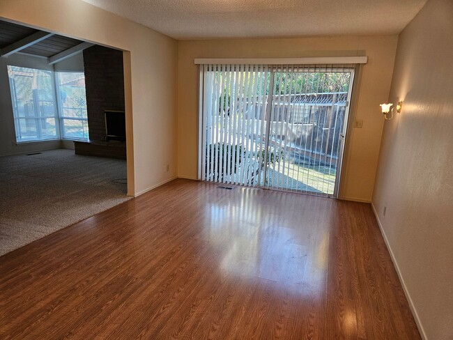 Building Photo - Spacious Willow Glen Home nestled near the end of a quiet cul-de-sac.