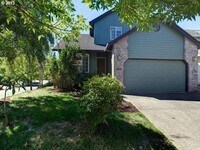 Building Photo - SUNNY & BRIGHT SINGLE FAMILY HOME IN HILLSBORO
