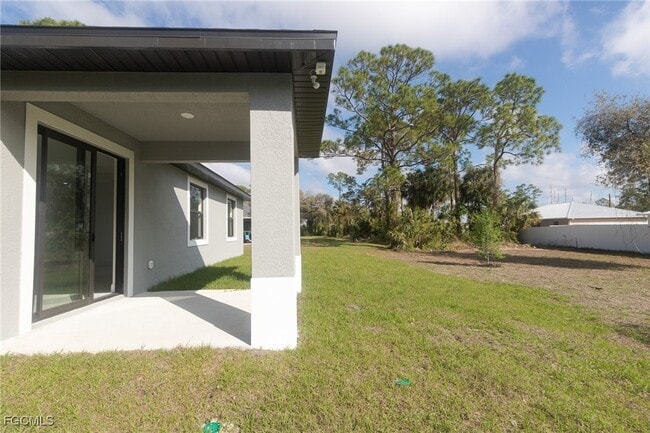 Building Photo - 1087 Rugby Cir
