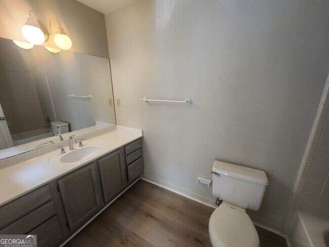 Building Photo - 3761 Windsor Cir