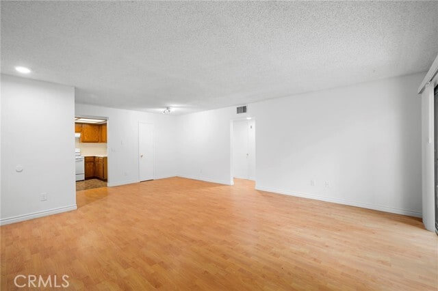 Building Photo - 330 Pioneer Dr