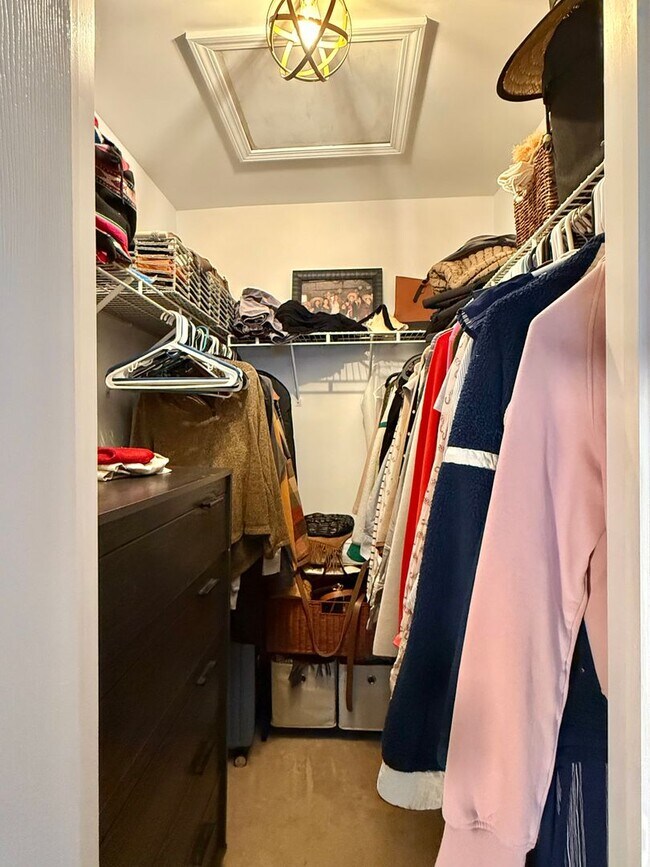 Building Photo - 602 Hamilton St