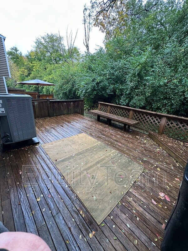 Building Photo - 2877 Mossy Brink Ct