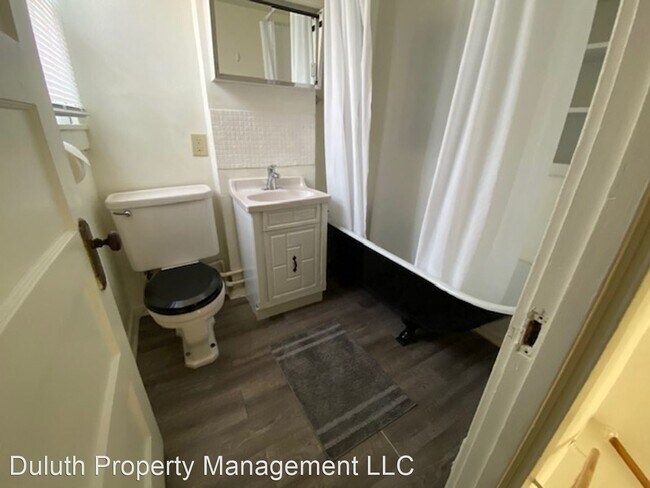 Building Photo - 3 br, 1 bath House - 1457 90th Avenue West
