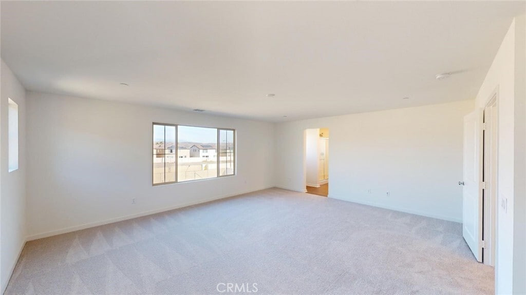 Master Suite - 2206 Yuzu St