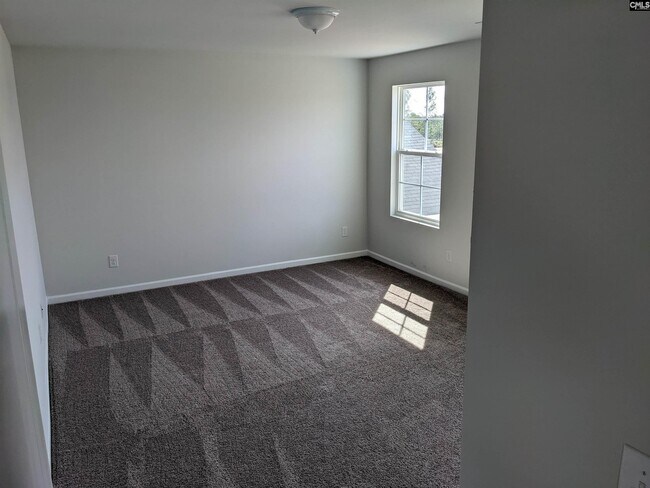 Building Photo - 298 Windfall Rd