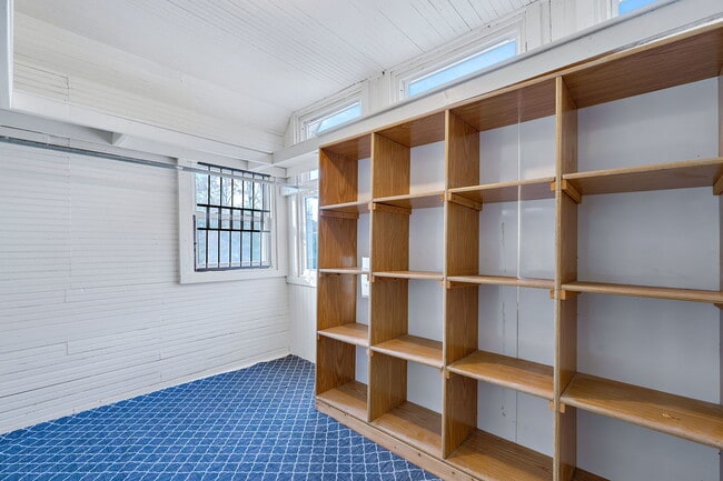 Building Photo - 8440 S Peoria St