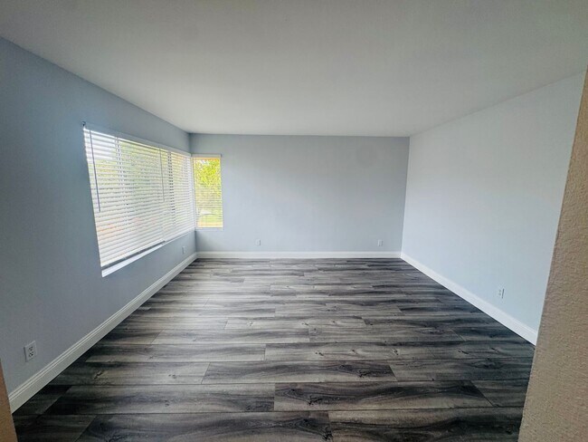 Building Photo - 1435 Spyglass Way