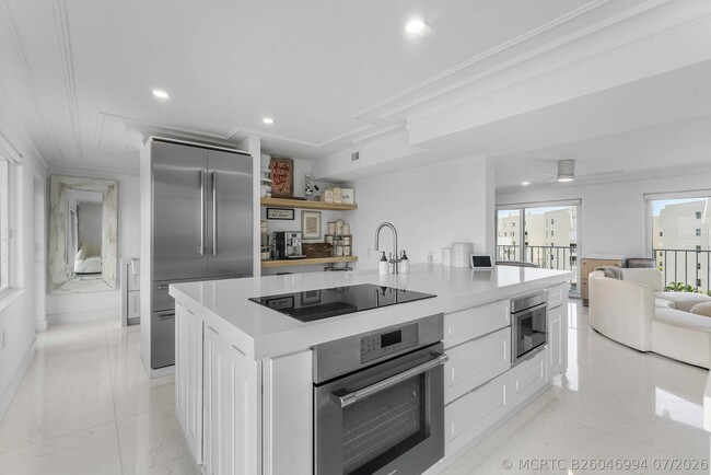Building Photo - 3500 S Ocean Blvd