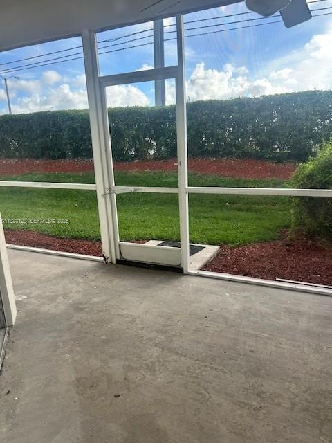 Building Photo - 2247 SE 27th Dr