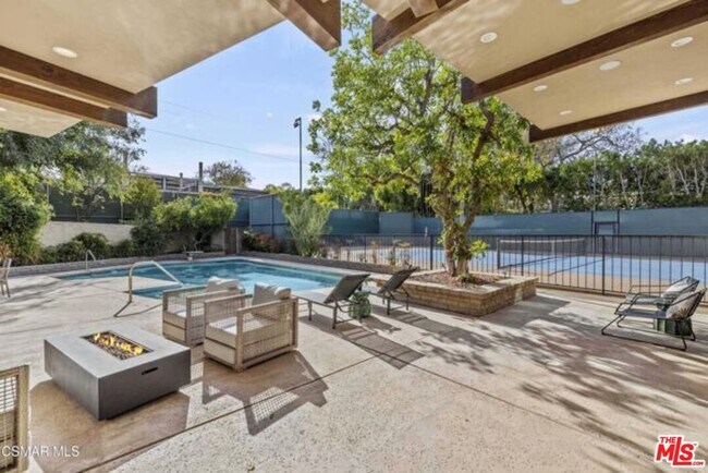 Building Photo - 17424 Cumpston St