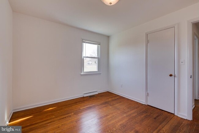 Building Photo - 4297 Lunceford Ln