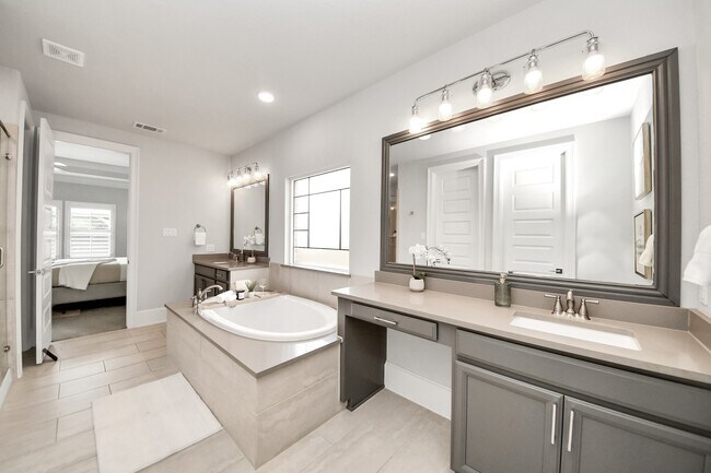 Building Photo - 8119 Messina Mount Dr